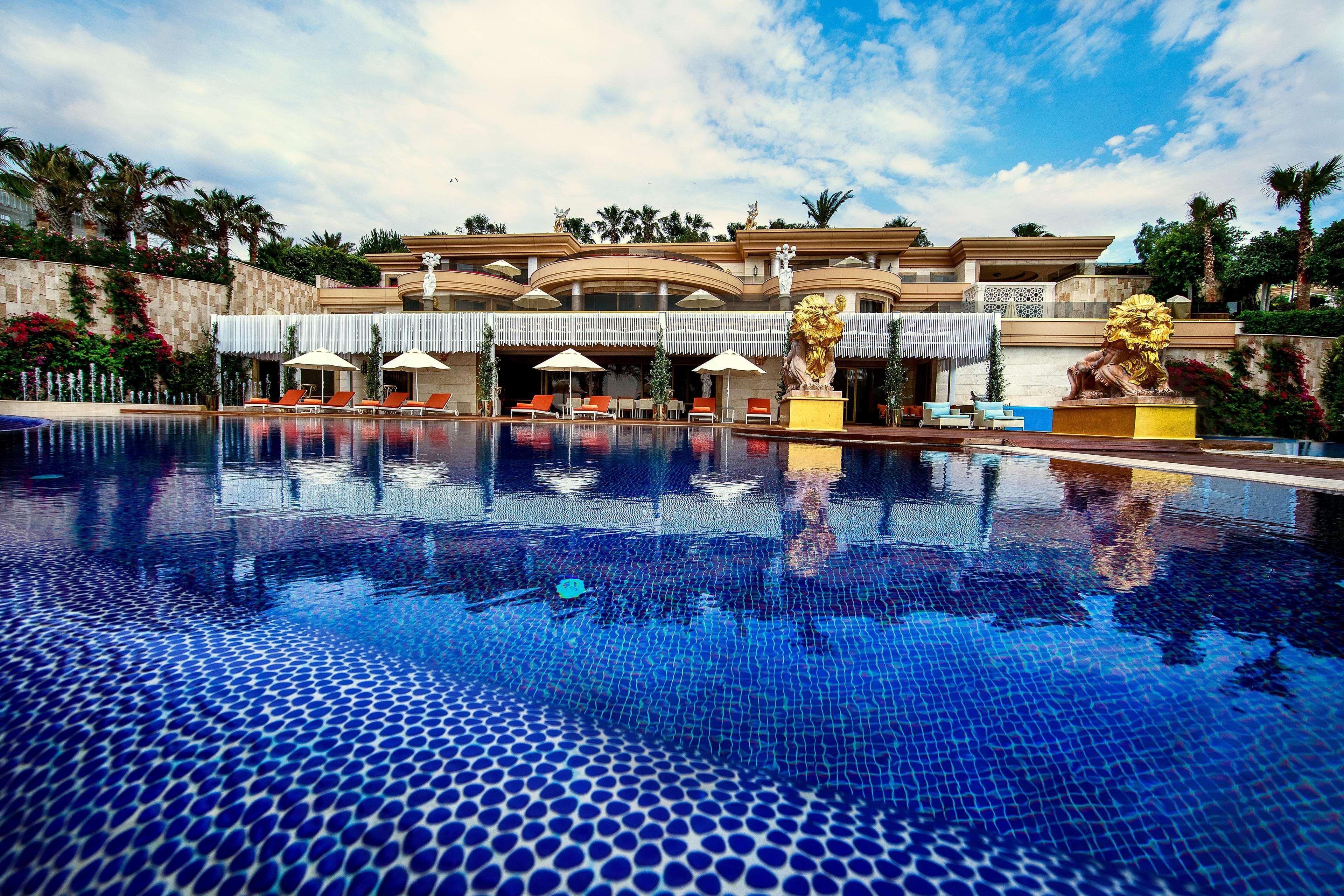 Курортний комплекс The Plaza Bodrum 5*