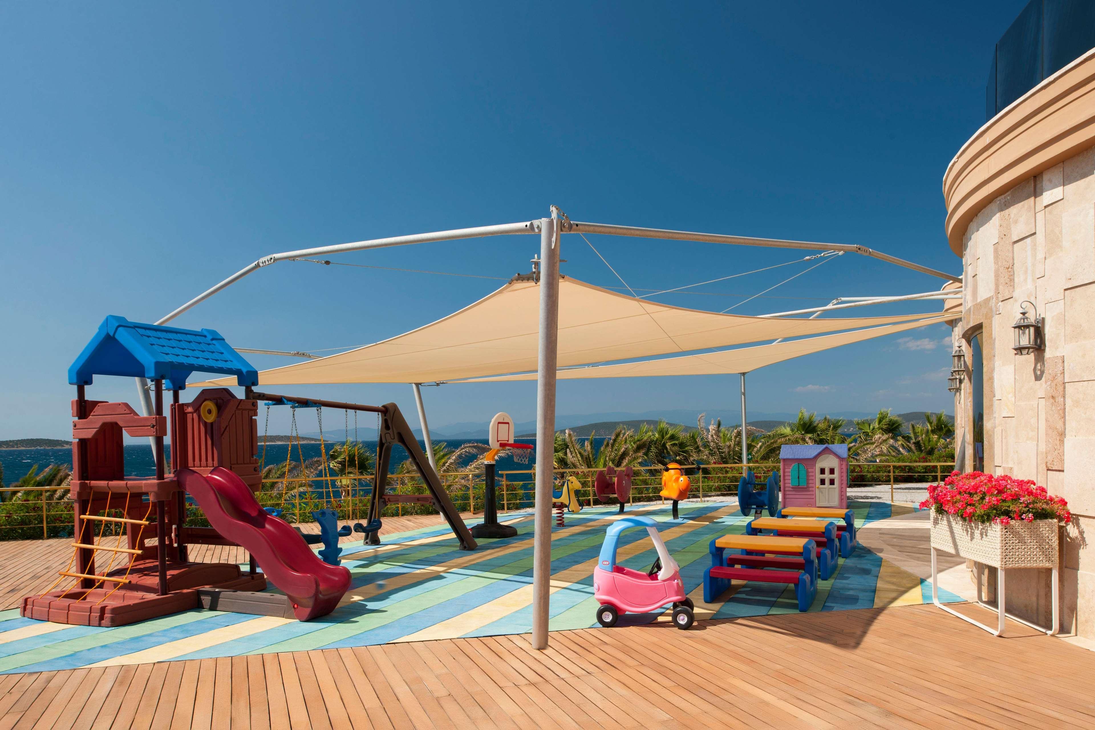 Курортний комплекс The Plaza Bodrum