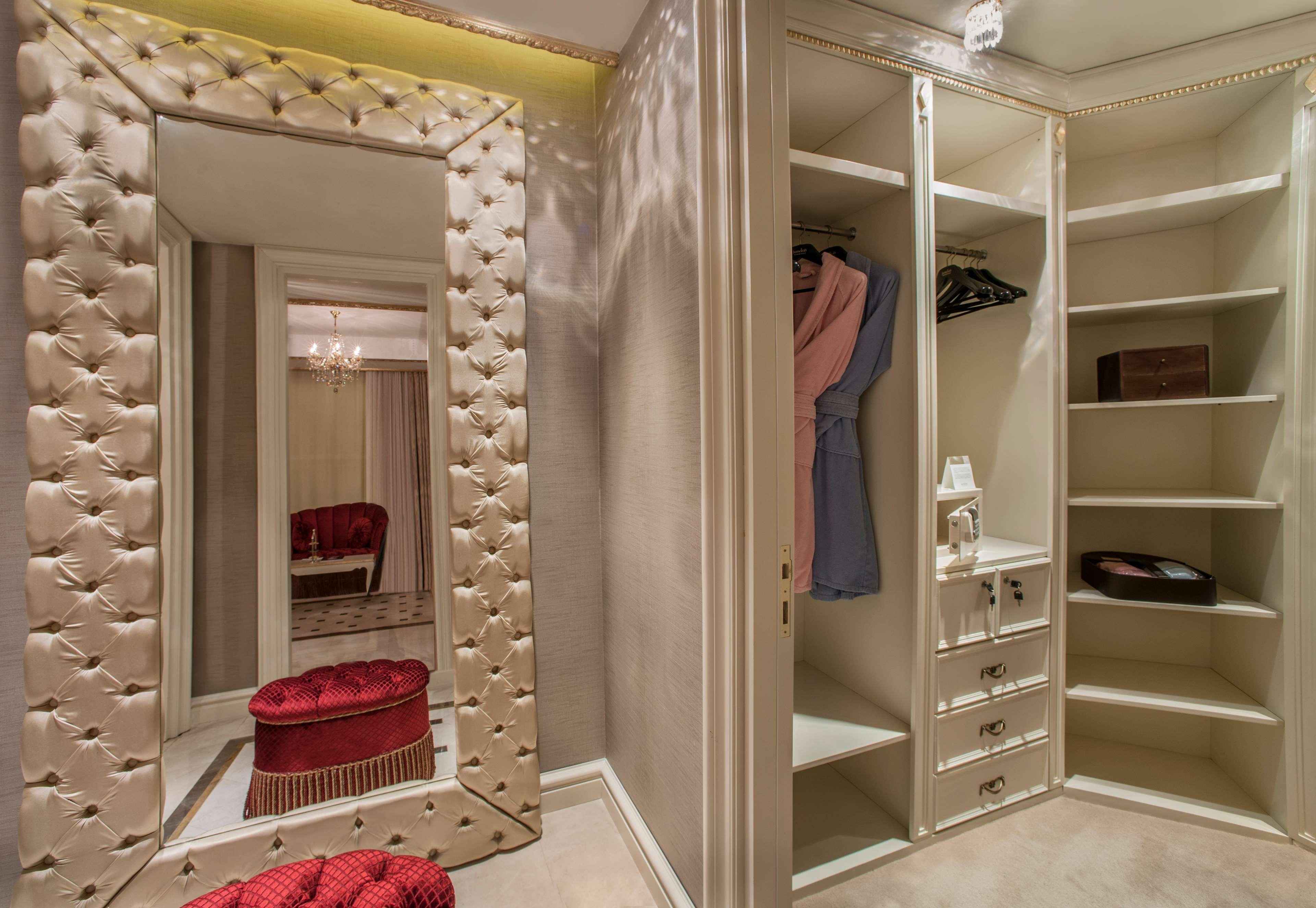 Курортний комплекс The Plaza Bodrum
